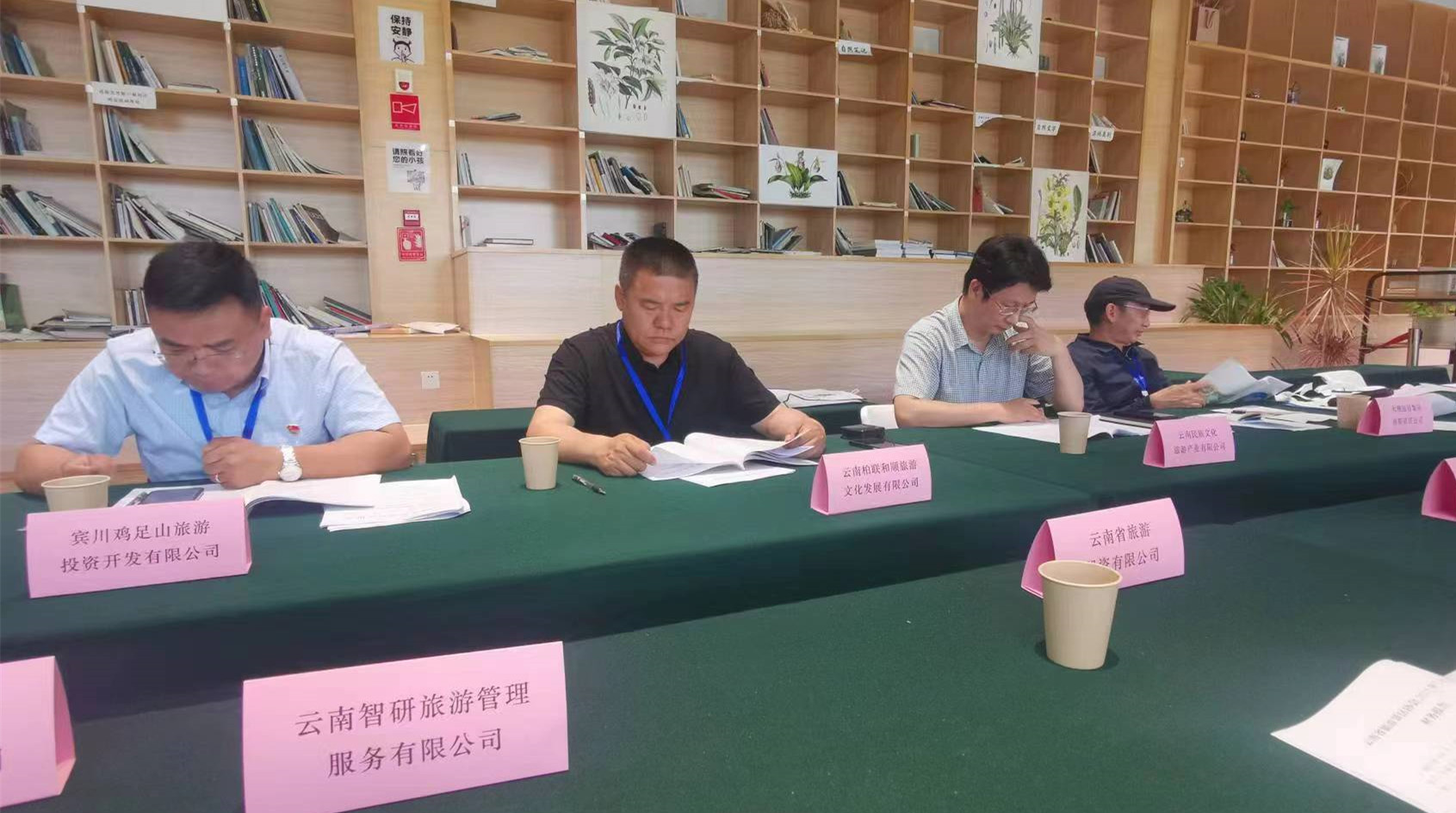 &#19975;&#35937;&#22478;&#23448;&#32593;&#28216;&#25103;&#20013;&#24515;&#65288;&#20013;&#22269;&#65289;&#23448;&#26041;&#32593;&#31449;